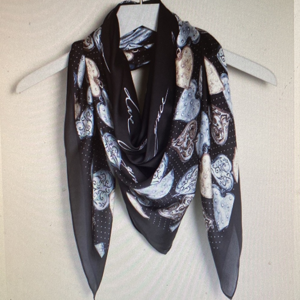 Chicos heart and dots oversize square scarf